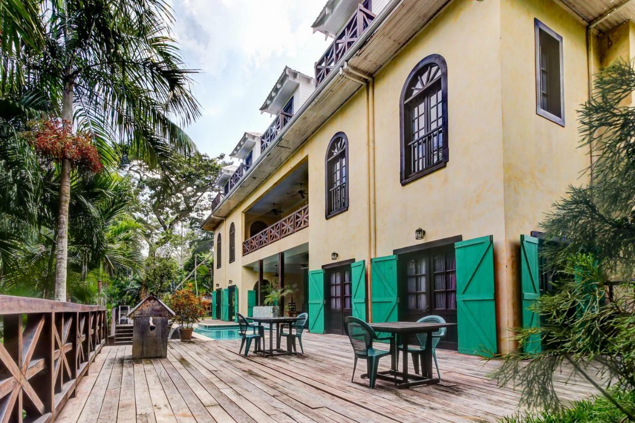Mahogany Hall San Ignacio Exterior photo