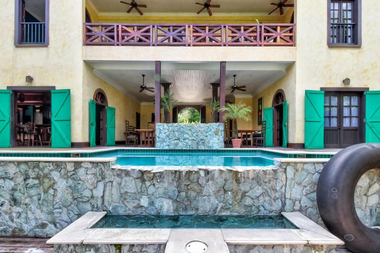 Mahogany Hall San Ignacio Exterior photo