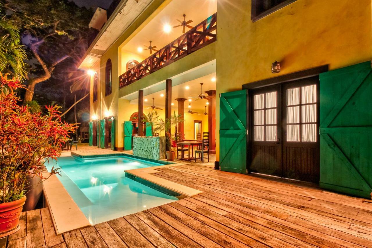Mahogany Hall San Ignacio Exterior photo